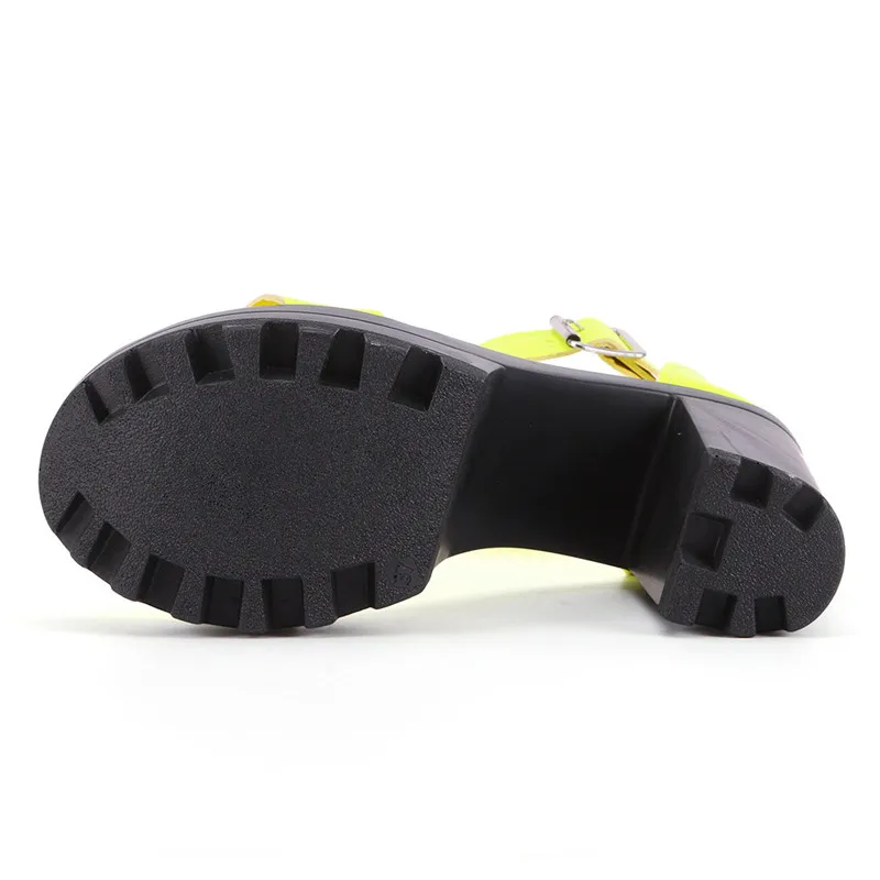 Женские босоножки неонового зеленого цвета женские на высоком каблуке яркие