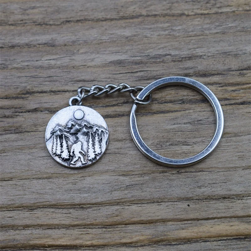 Sasquatch Bigfoot Keychain Forest Alien Spaceship Science Fiction Mysterious Jewelry | Украшения и аксессуары