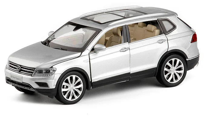 Игрушки для автомобиля из 1:32 сплава, имитация Tiguan L, модель автомобиля, открытая дверь, музыкальная вспышка, детские игрушки - Цвет: Серебристый
