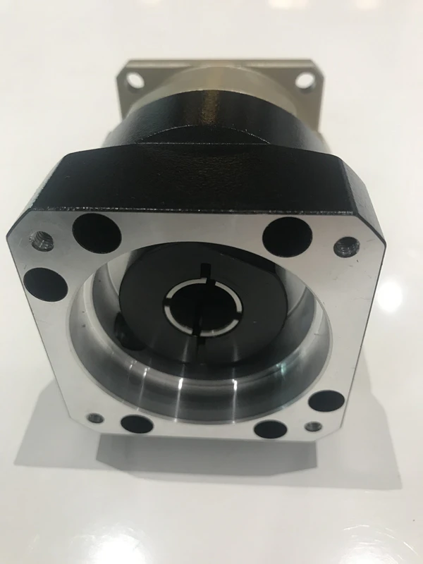high precision Helical gear planetary gearbox reducer ratio 3:1 to 10:1 for 60mm 400w AC servo motor input shaft 14mm | Обустройство