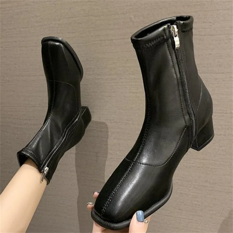 

92021Autumn New Fashion Platform Soft Leather Women's Casual Boots Square Toe Mid-heel Black Zipper Low-heel Women's Ankle Boots