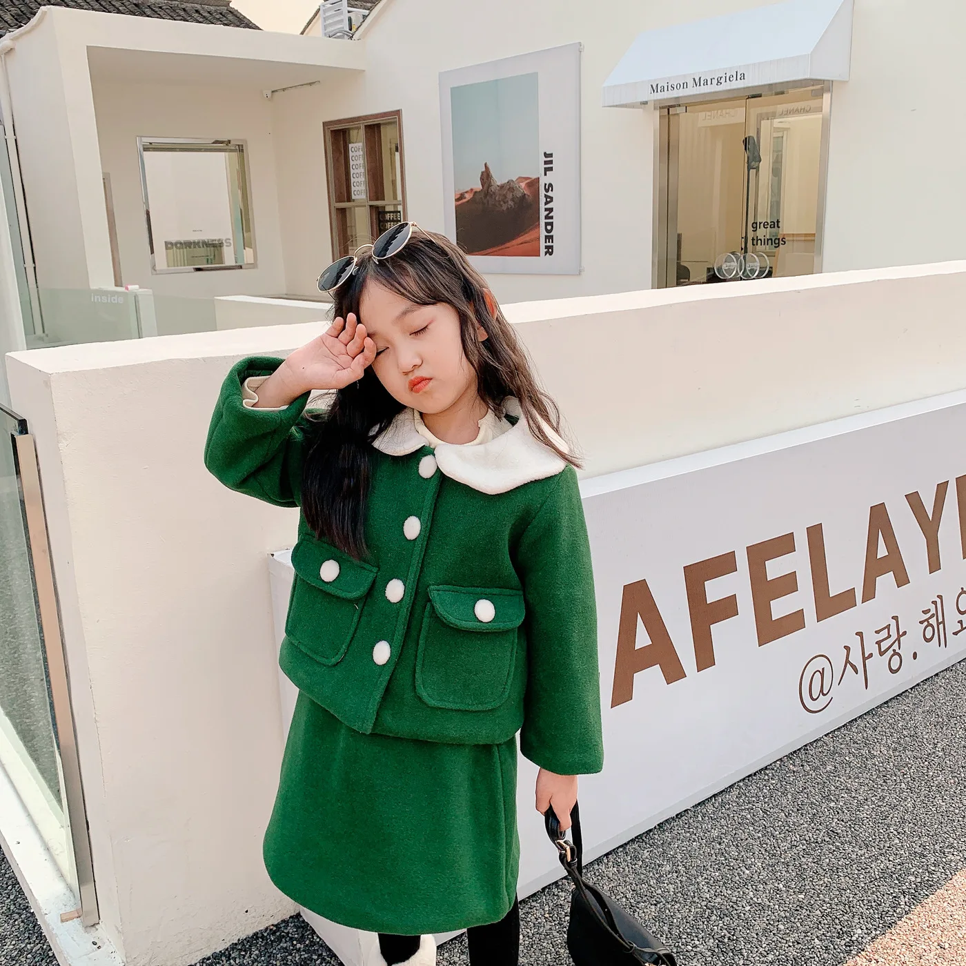 

Girls Sweet Skirt Sets Winter Girls Chic Plaid Woolen Jackets Mini Pleated Skirts Suit Kids Woolen jacket Skirt 2 Piece Set