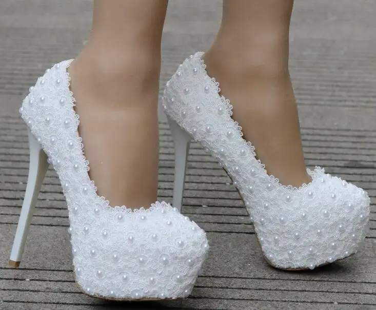 Женские свадебные туфли на высоком каблуке с жемчугом и кружевом цветами большой