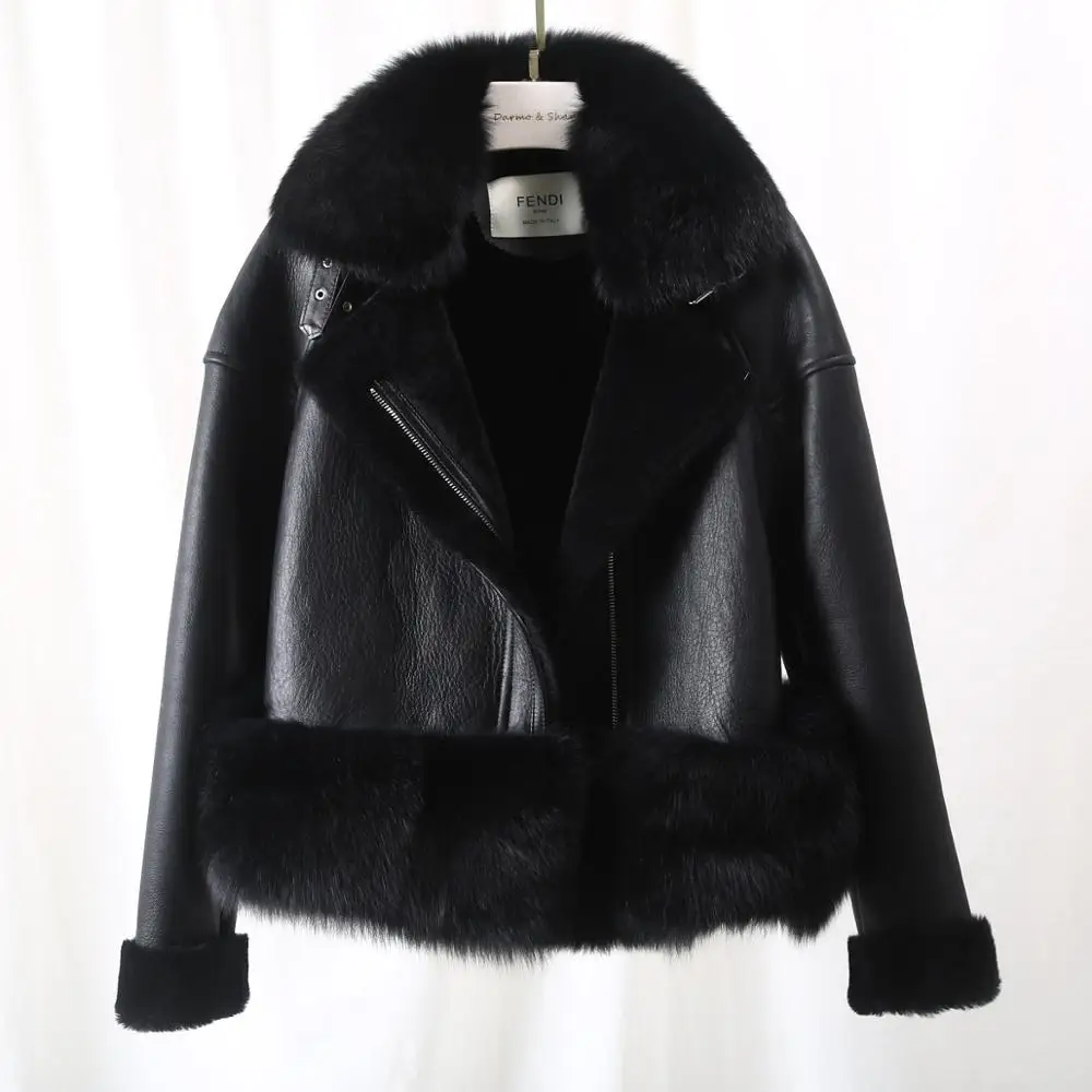 

2021 woman short outerwear warm snow real fur coat natural fox fur collar lamb fur fur parka winter casual jacket