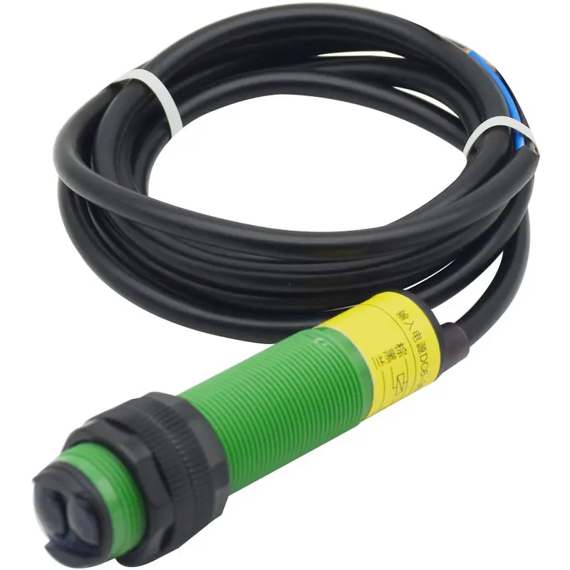 Фотоэлектрический переключатель 0-100 см (регулируемая функция обнаружения) |