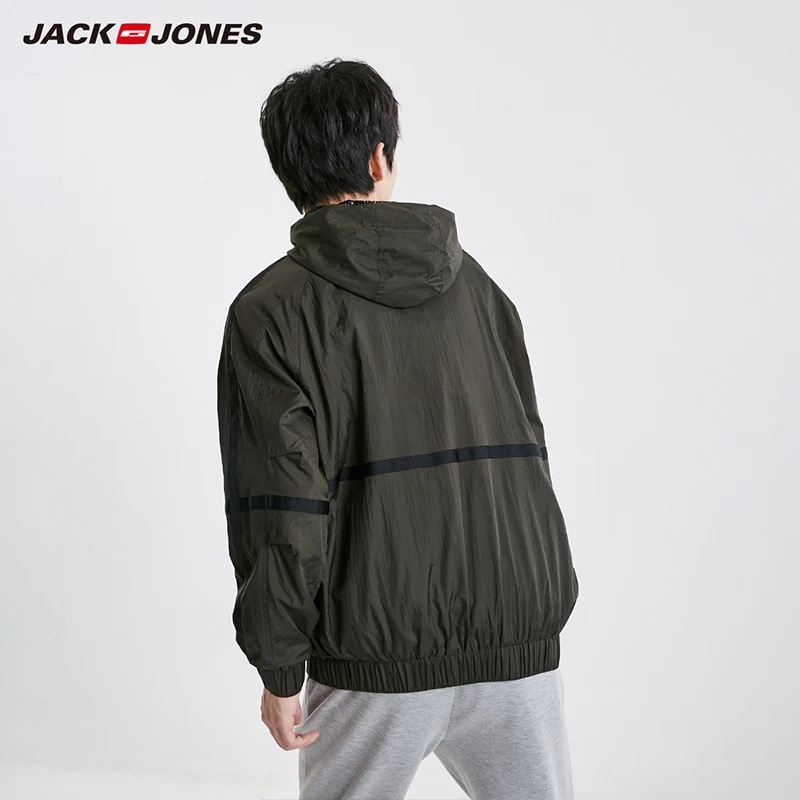 Мужская тонкая спортивная куртка JackJones с капюшоном и соединением 219121520 | одежда