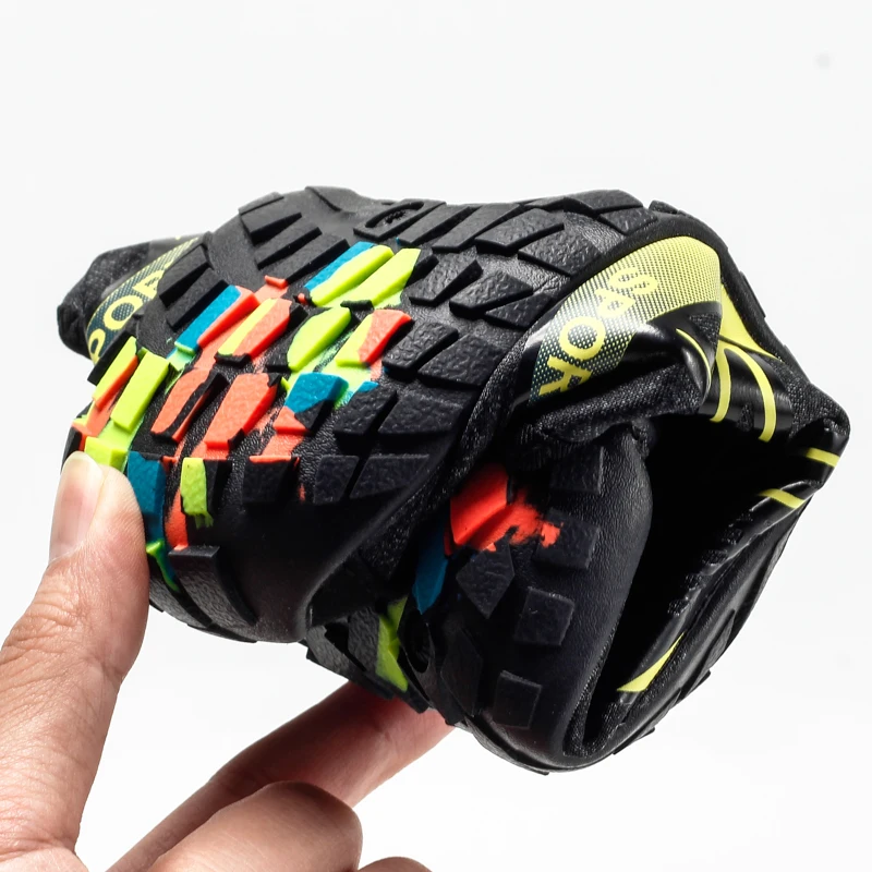 

2021 New Summer Beach Swimming Shoes Men Nonslip Quick Drying Outdoor Upstream Shoes Women Breathable Aqua Shoes Hiking Sneakers