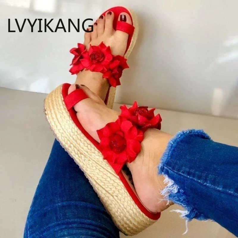 

Сандалии женские на платформе, повседневные босоножки с цветами, без застежки, симпатичные пляжные классические туфли, плоская подошва, со ...