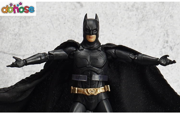 Фильмы Темный рыцарь Бэтмен Фигурка подвижная с аксессуарами MAFEX 056 Лига Справедливости фигурка модель детская игрушка