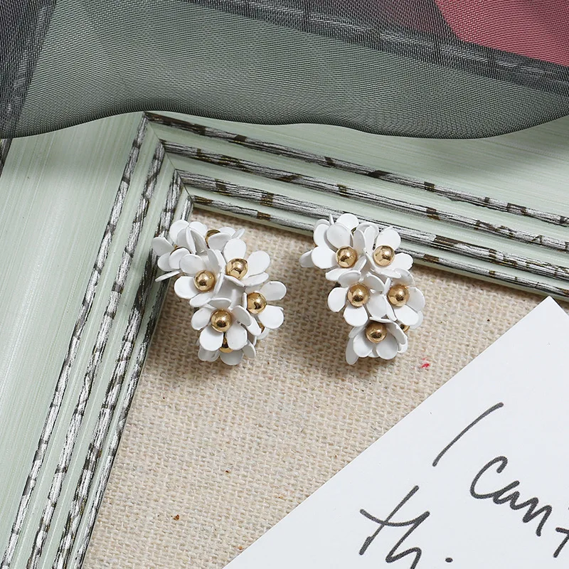 Милые серьги-гвоздики с цветами для женщин розовый зеленый белый цвет модные
