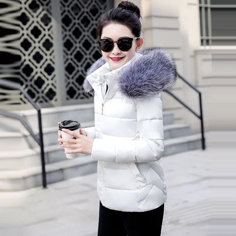 

Big Fur Winter Female Jacket 2021 Fashion Short Coat Winter Warm Woman Parka Hooded Winter Jacket Women Down Cotton Female Coat