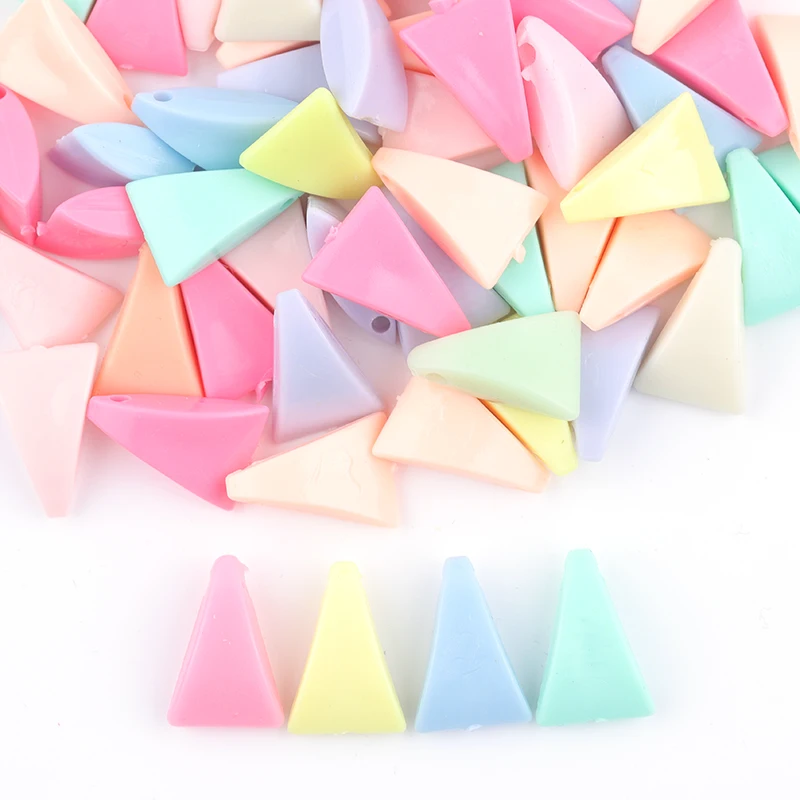 50 шт. Макарон со смешанными пластиковыми треугольник подвески серьги цепочки для