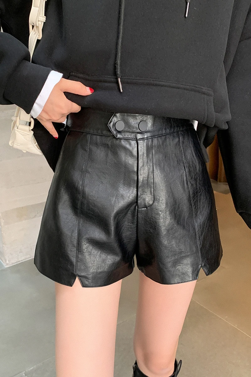 

Wide Leg Shorts Women Black High Waist Winter Leather Biker Breathable Sexy Buttons Shorts Casual Femme Pantalon Clothing DG50S