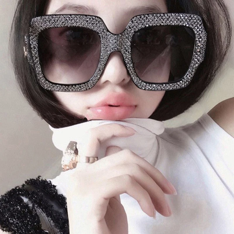

Catwalk Shows Rectangle Sunglasses Women Shiny Rhinestone Frame Luxury Oversized Glasses Fashion Shade Eyewear