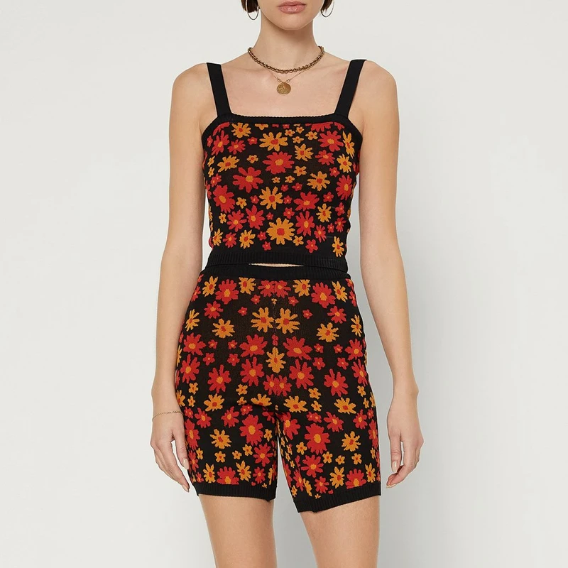 

Casual Straps Tops & High Waist Shorts Outfit Summer Off Shoulder Women 2Pc Set Fashion Flower Knitted Suits Matching Streetwear