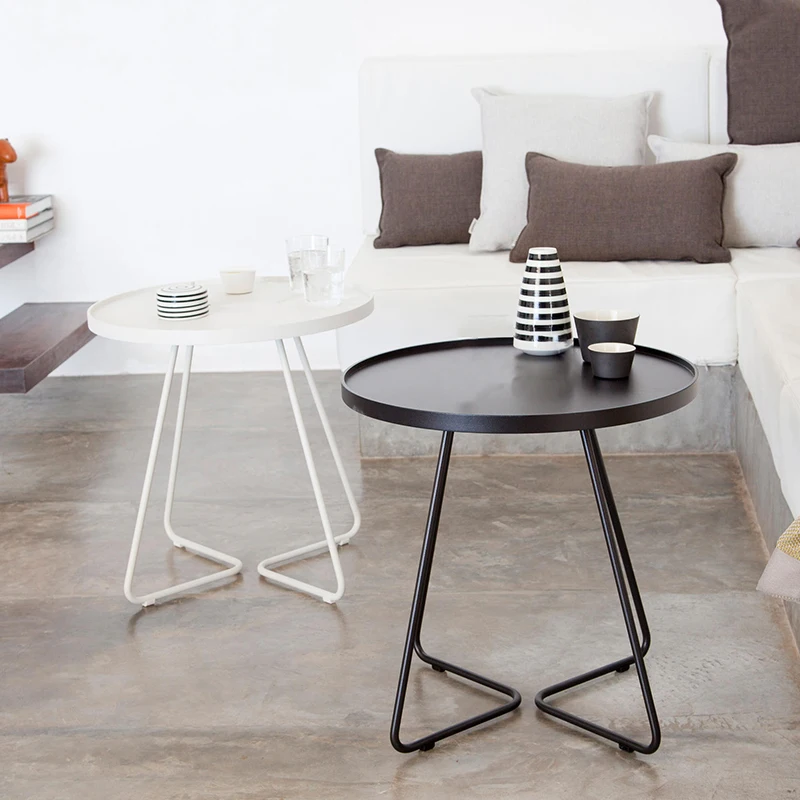 Дизайн ощущение кровати край несколько железных уголков простых современных