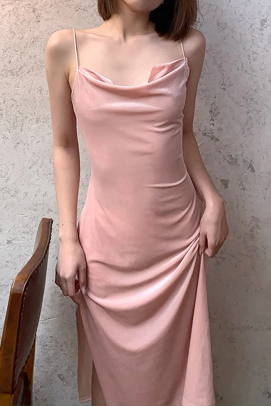 

2021 New French Sexy Feminine Satin Slim Strap Dress Female High Waist Long Dress Summer Ladies Party Dress Slim Retro Dress