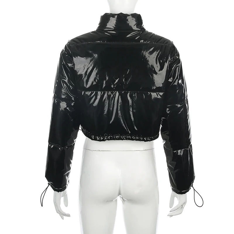 Укороченная черная куртка из искусственной кожи с пузырьками для женщин сезон