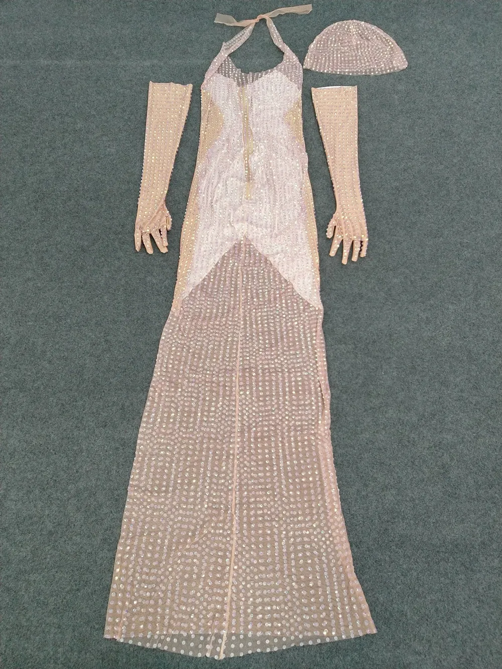 Женское прозрачное вечервечерние платье с перчатками облегающее платье-стразы