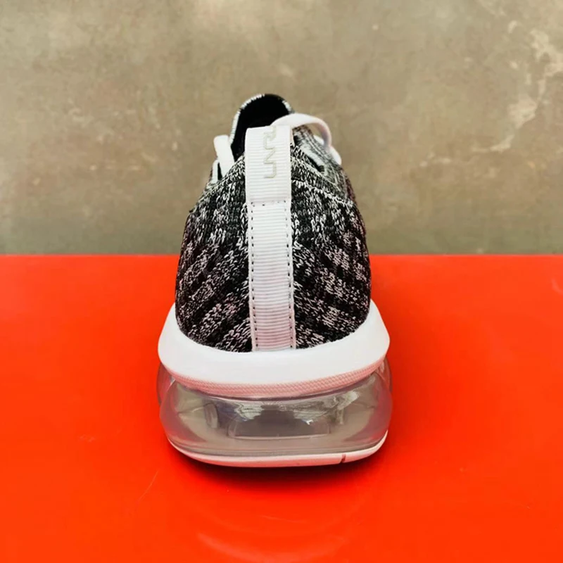 Женские беговые кроссовки Li Ning ARC дышащие с подкладкой из мононити ARHN058