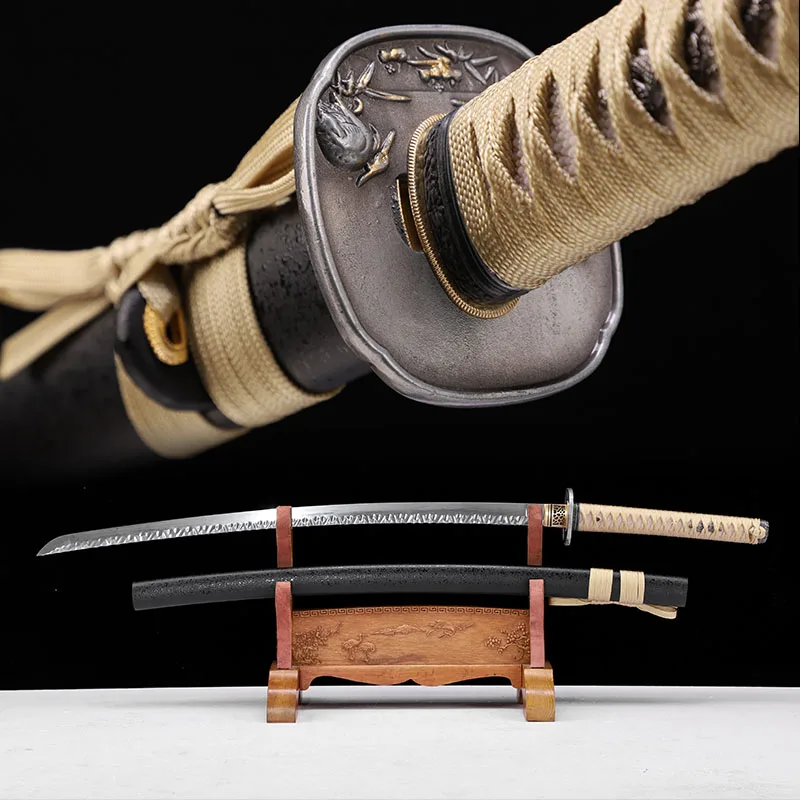 

Handmade Swords Hand-Carved Stone Pattern Hundred Steelmaking Japanese Katanas Razor Sharp Blade Full Tang