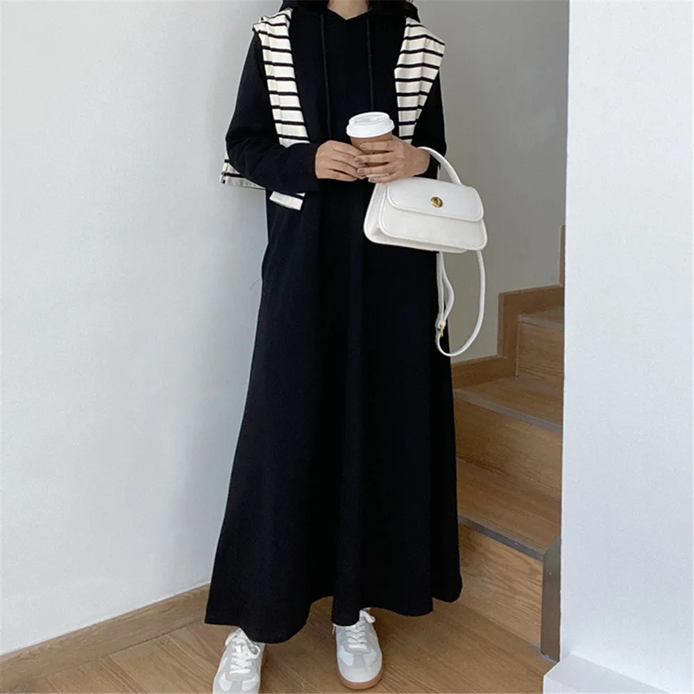 Женское платье-свитер с капюшоном свободное однотонное длинное платье в