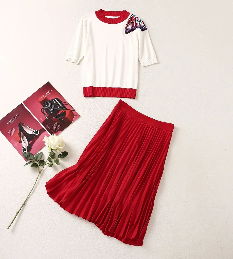 

Женский вязаный комплект из 2 предметов, белый свитер с принтом и плиссированная красная юбка, Осень-зима 2021