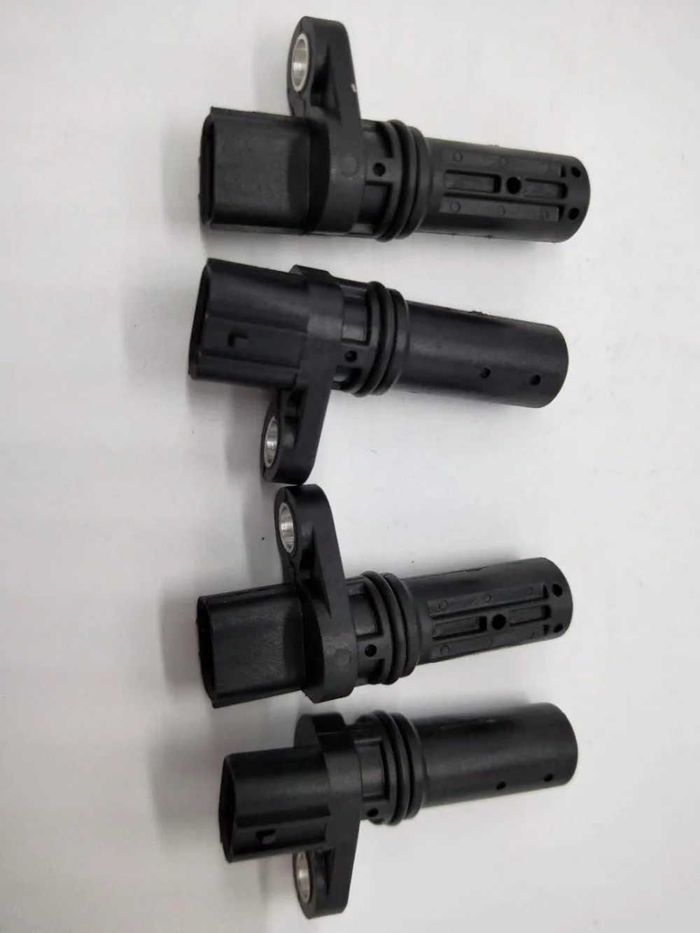 

The new crankshaft position sensor of 10 Pcs is For Honda AFor ccord For civic 1.6 1.8 jazz 1.456027868 j5t30172 37500-raa-a01