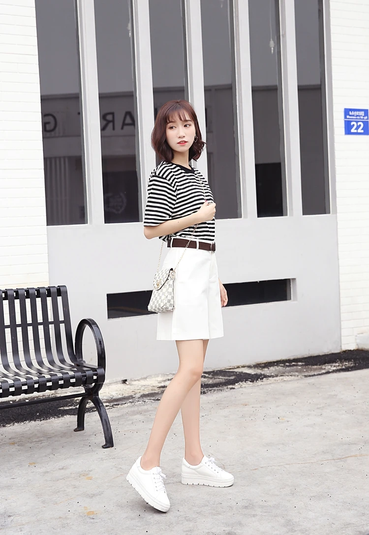 Knee Length Women Lounge Cargo Shorts Flex Fit Summer Mid Length Pocket Women Belted Loose Wide Leg Shorts Casual Fitted Bermuda