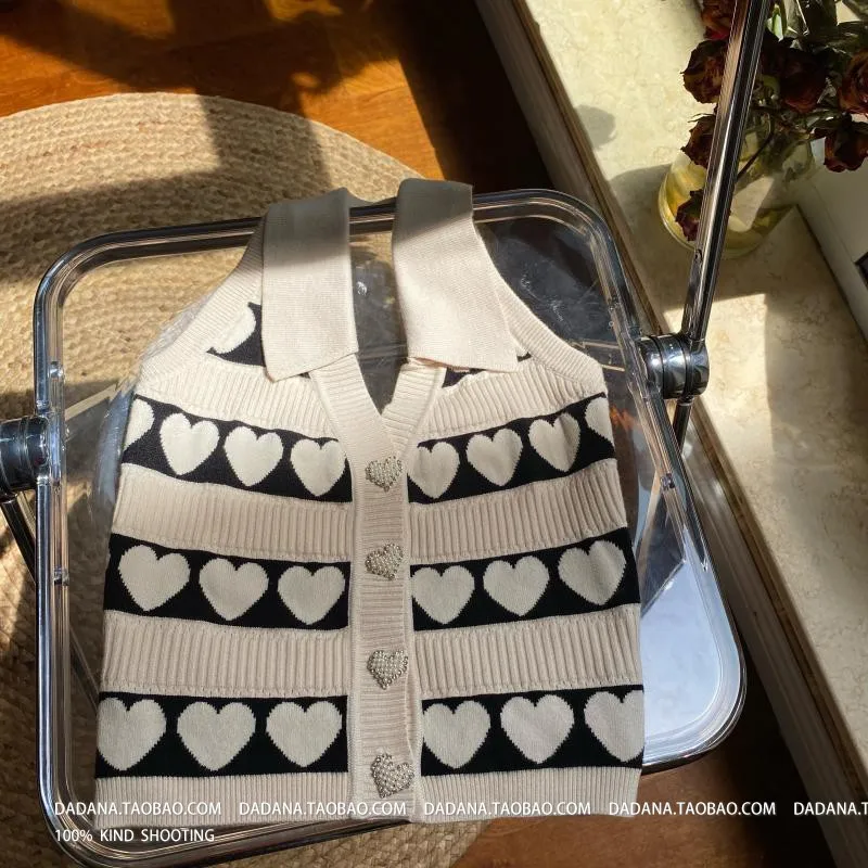 

Fashion Retro Jacquard Love Halter Spaghetti Straps Women's Tops 2021 Summer Sexy Striped Vest Elegant Slim-fit T-shirt