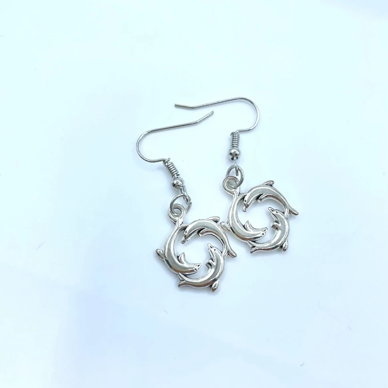 

Creative personality fancy dolphin hoop alloy earrings fashion earrings new wild earrings women's earrings fashion jewelry