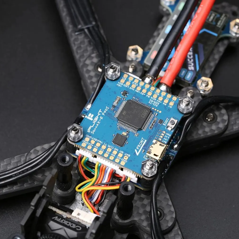 Дрон Iflight Nazgul5 V2 240 мм 5 дюймов 4S 6S FPV BNF с Succex-E F7 45A Stack / XING-E Pro 2207 Motor/Racecam R1 камера 2 1 |