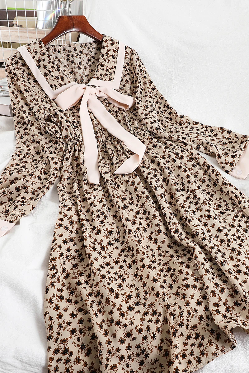

2021 Doll Collar Bowknot Floral Dress Women Elastic Waist French Chiffon Autumn Winter Base Skirt Temperament Lady Fashion