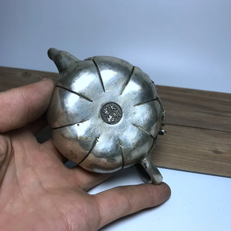 

LAOJUNLU Imitation Antique Copper Frog Pumpkin Pot Carved Flower Teapot White Copper Plated Silver Kettle Daming Xuande