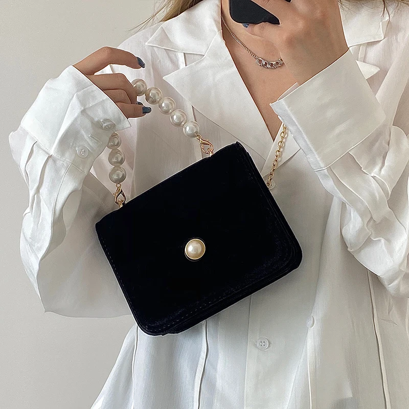 

Retro Pearl Chain Crossbody Bag for Women Luxury Velour Ladies Small Square Shoulder Bag Female Dinner Clutch Purse Handbags