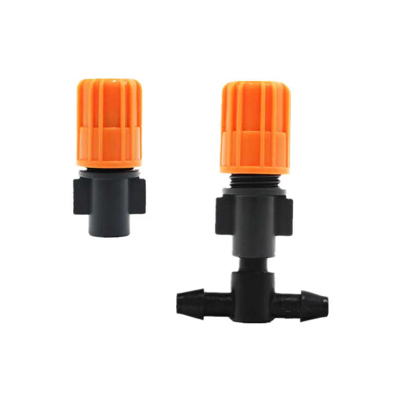 Регулируемый разбрызгиватель с зазубренным тройником соединитель для сада