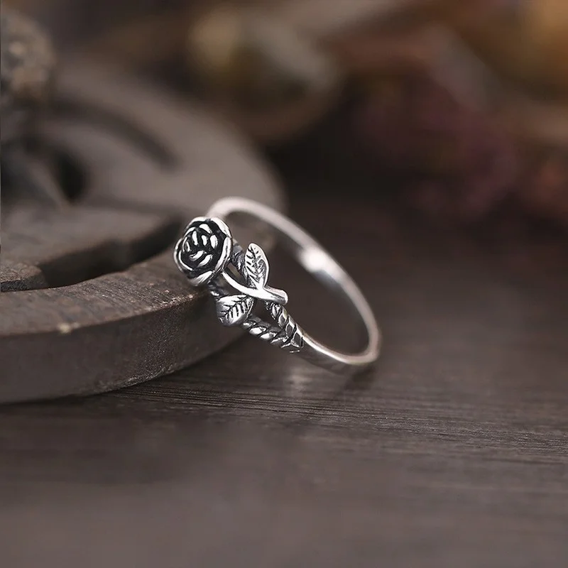 

Simple Antique Silver Color Rose Flower Floral Shaped Finger Ring for Women Party Causal Wholesale Fashion Jewelry