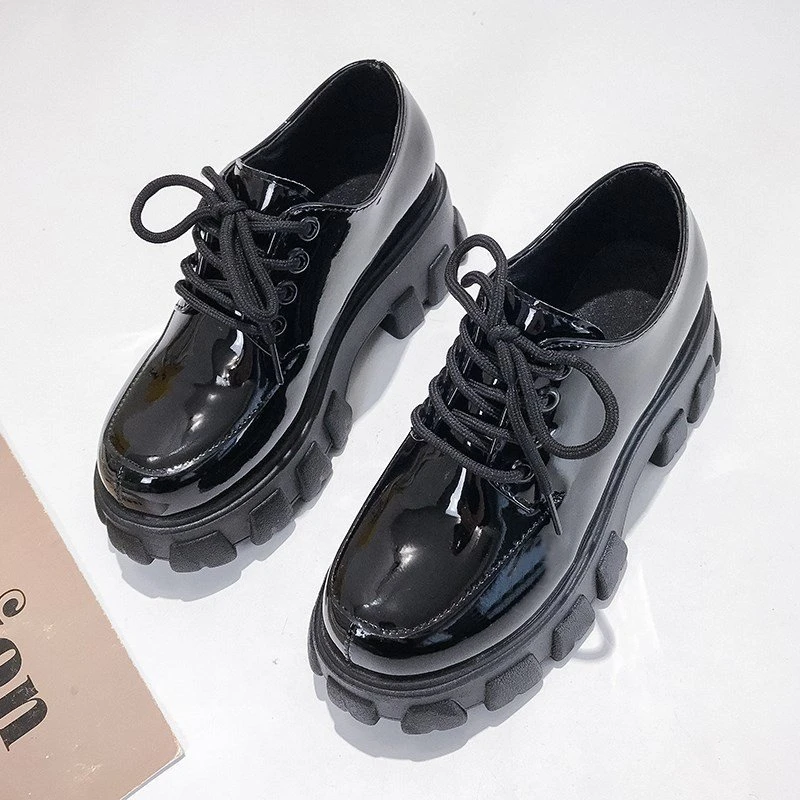

Women Low Heel Casual The bottom of the thick Shoes 2020 Spring And Autumn new comfort lace-up Fashion Women Single Shoes