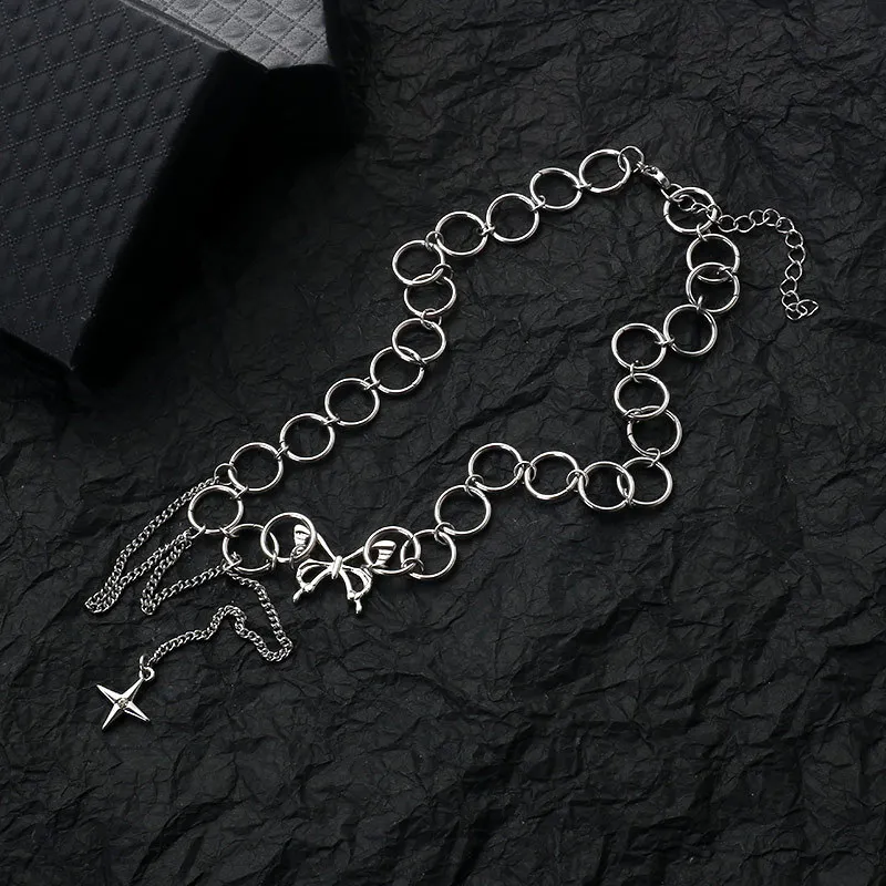 

2021 European and American fashion and popular ladies party clavicle chain titanium steel butterfly short hip hop rock necklace