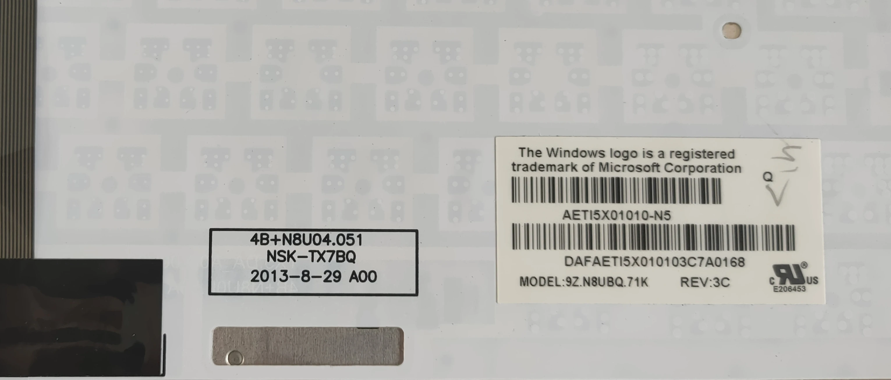 Новая Серебристая Клавиатура для ноутбука Toshiba W30 W30T W35 NR с подсветкой AETI5X01010 -