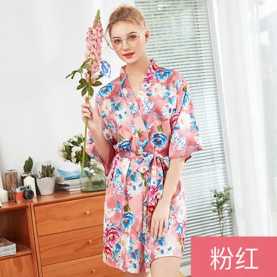 

Short silk nightgown women's spring and summer mid-sleeved large size pajamas bathrobe home service / printed lace woman robe