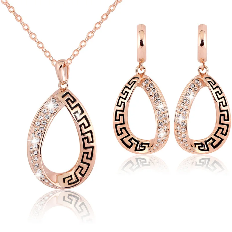 

Classic Imitation Pearl necklace Gold Color jewelry set for women Clear Crystal Elegant Party Fashion Costume Christmas Gift