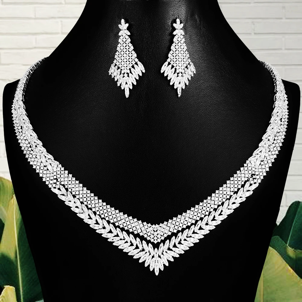 

Комплект ювелирных изделий, роскошный двухслойный комплект из ожерелья и серег с кубическим цирконием, для свадьбы, набор украшений для жен...