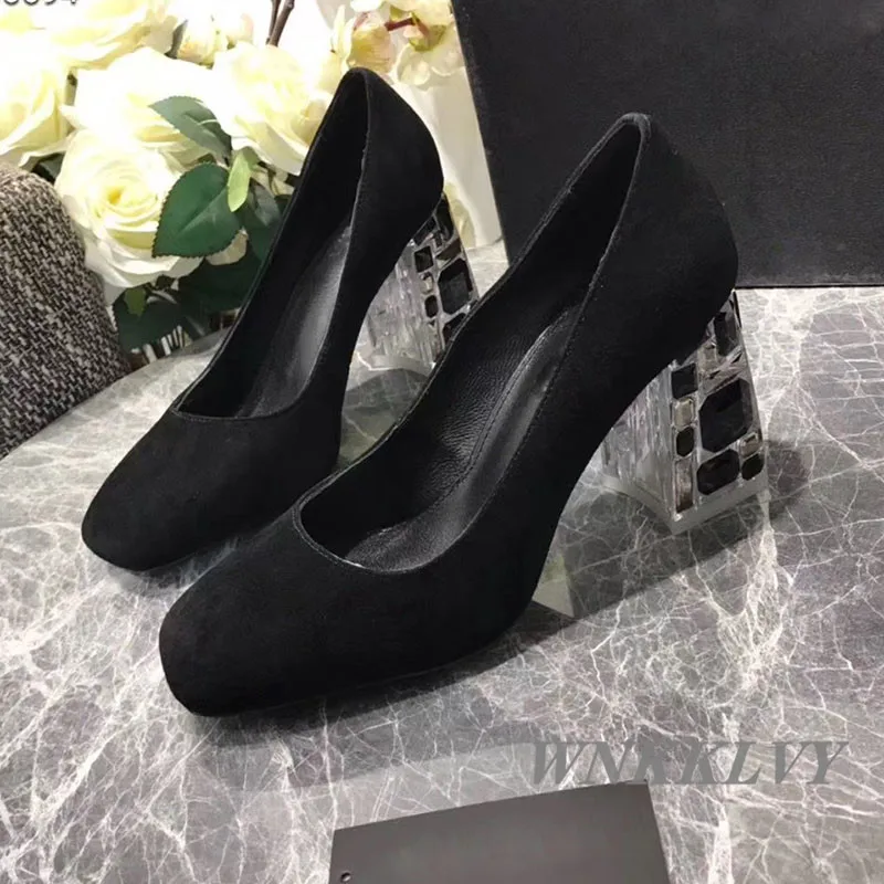 

Women's Shoes