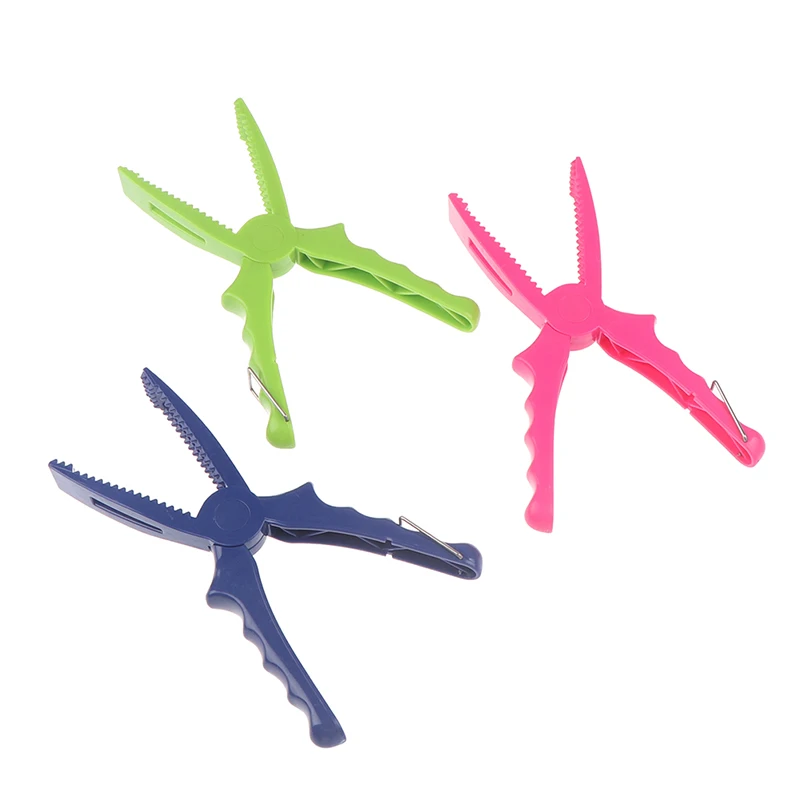 

Fishing Pliers Fish Clamp Grip Tool Fish Body Holder Tongs Scissors