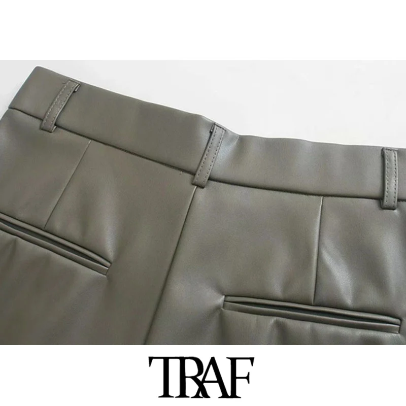 

TRAF Women Chic Fashion Faux Leather Pleated Shorts Vintage High Waist Zipper Fly Side Pockets Female Short Pants Mujer