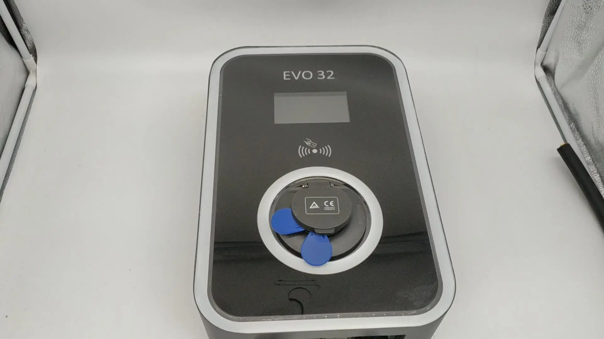 

16A 3.3KW ev wall charger for electric car