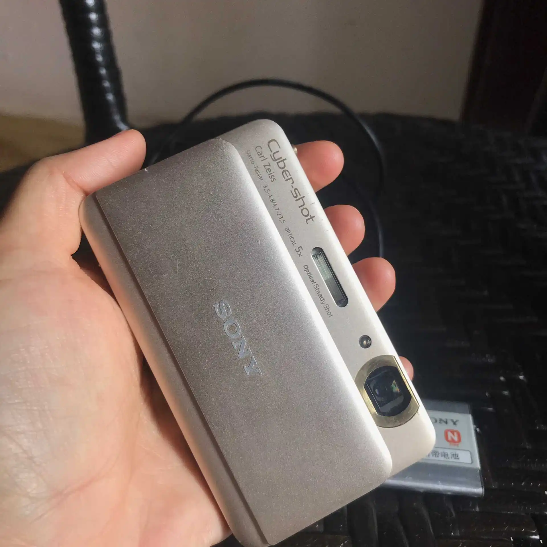 Б/у тонкая цифровая камера sony Cyber shot DSC TX55 16 2 МП с 5 кратным оптическим зумом и