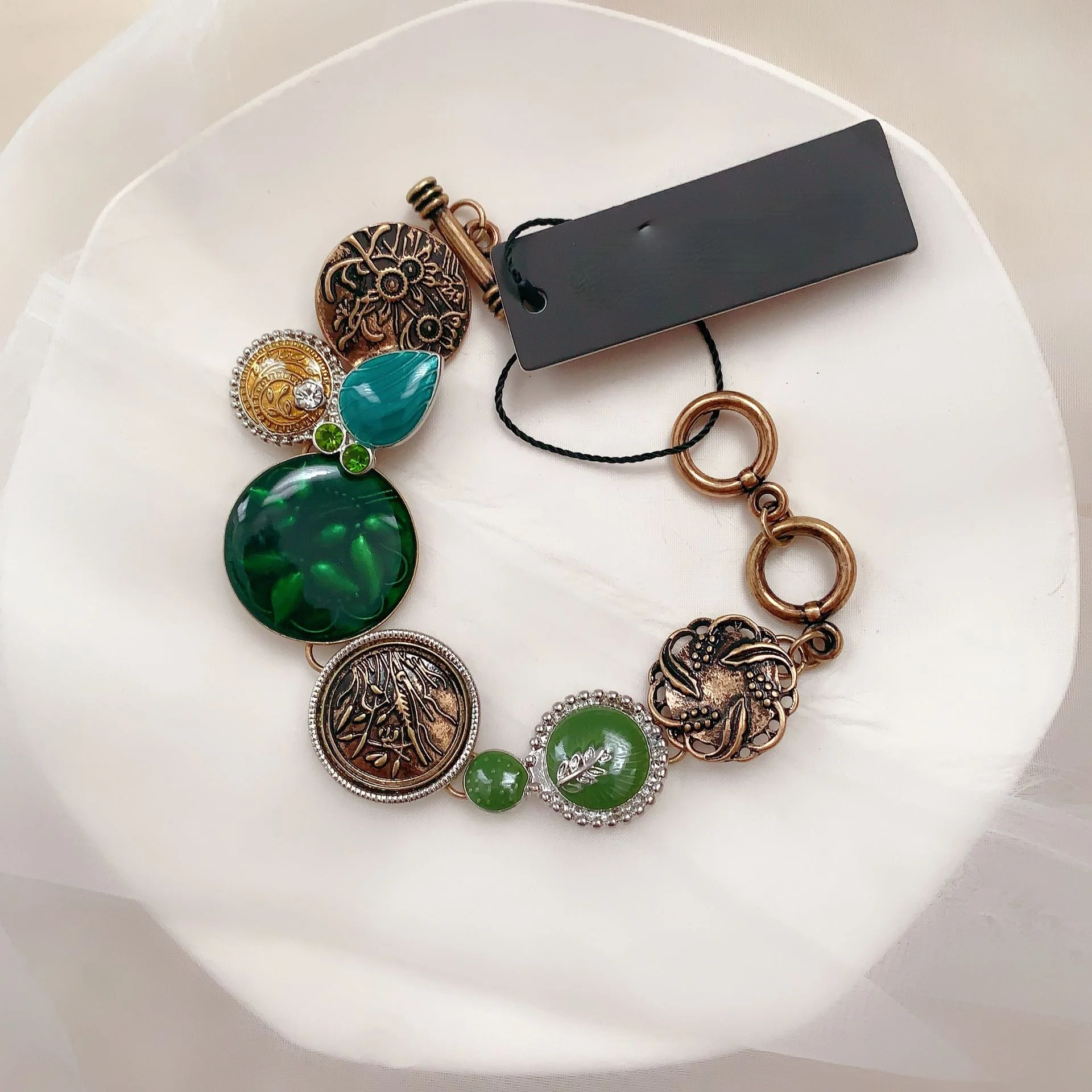 

European and American ladies folk style green dripping oil retro new marking bracelet