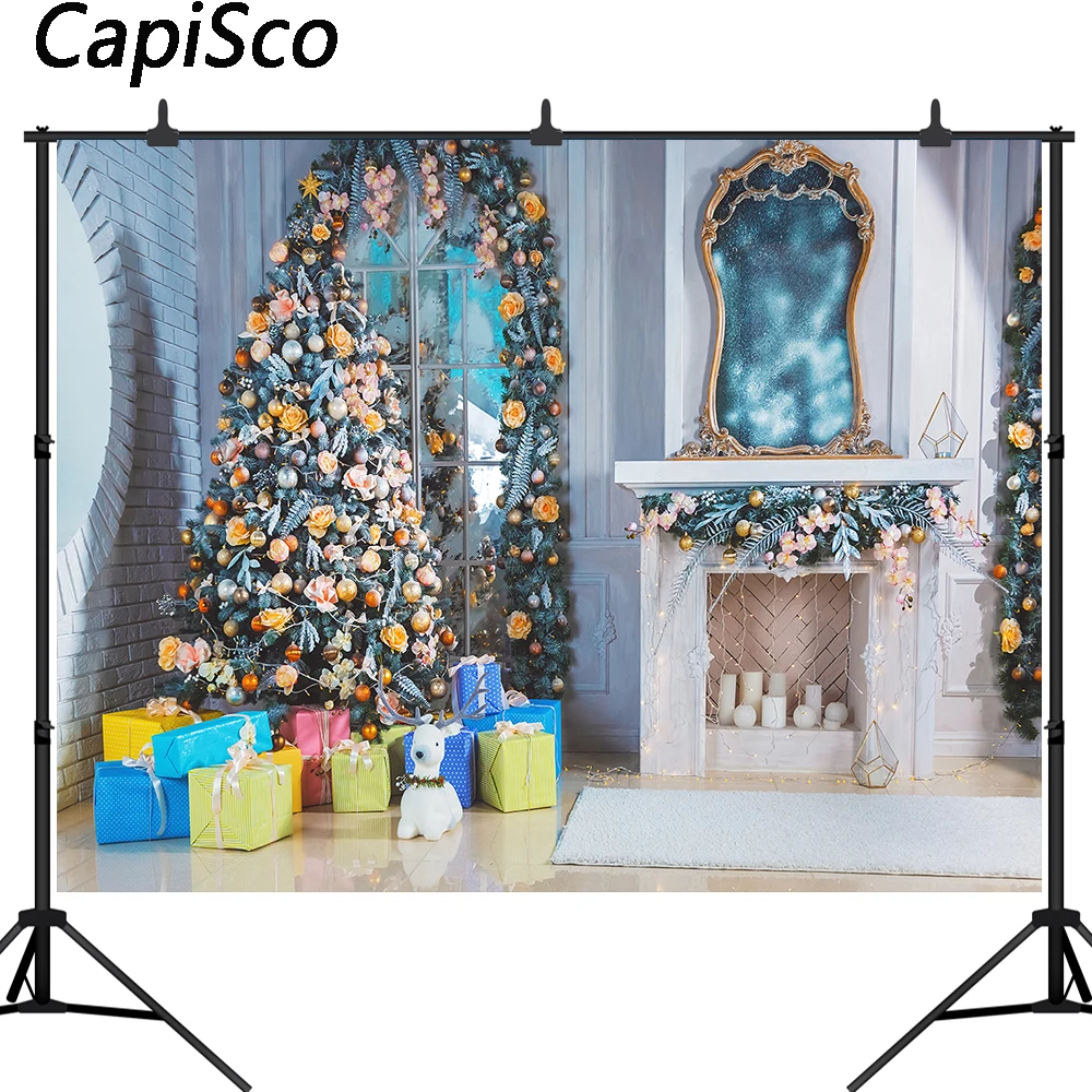 Capisco фотография рождественской елки фон камин окно фото Фон Кирпичная стена